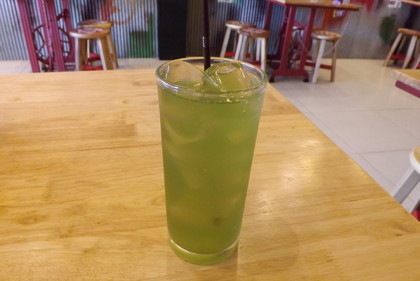 冷たい緑茶